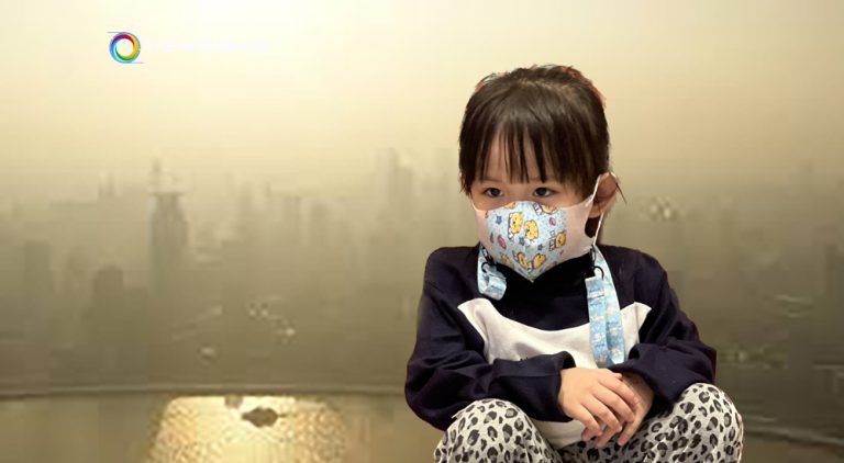 กรมการแพทย์ เตือน PM2.5 อันตรายต่อเด็ก แนะ 6 วิธีป้องกัน